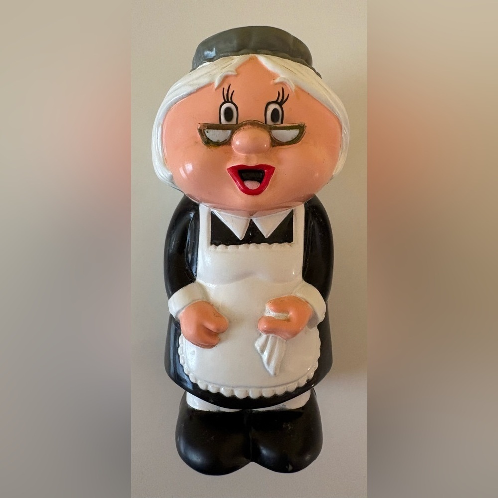 Vintage 1994 Maid & Butler Salt & Pepper Shakers - Picture 3 of 10